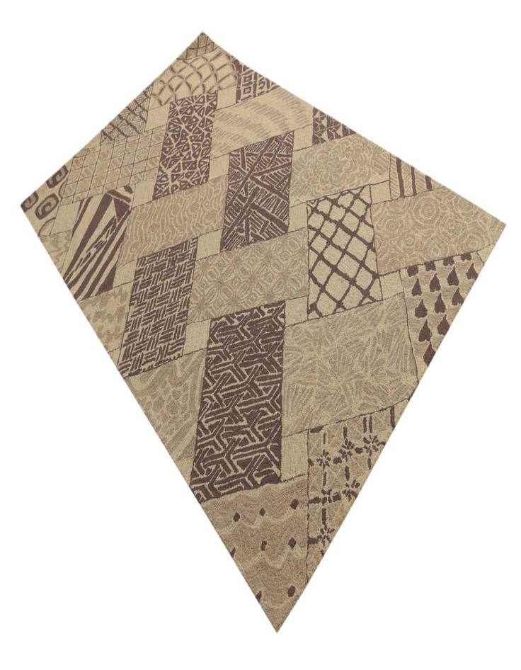 Detail image of  5' x 8' Luna Wool Rug