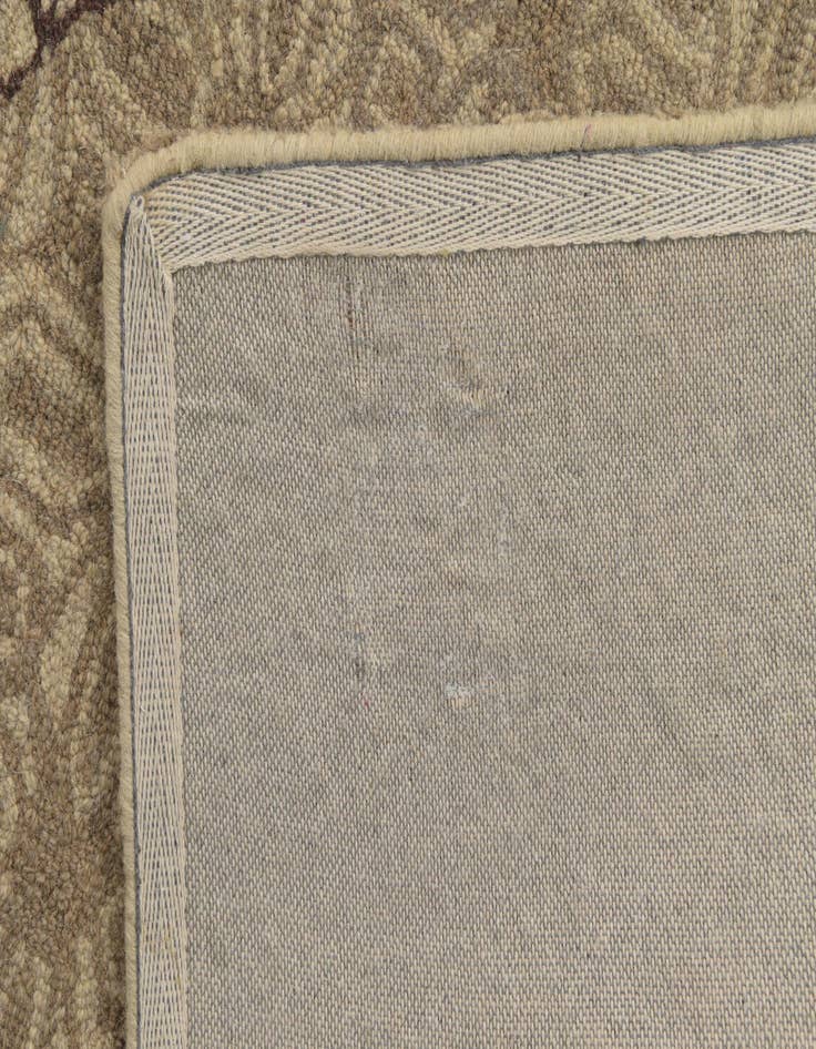 Detail image of  5' x 8' Luna Wool Rug