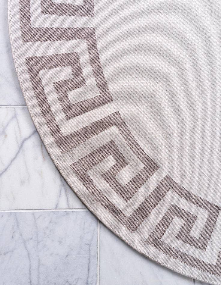 Detail image of  6' x 6' Hera Round Rug