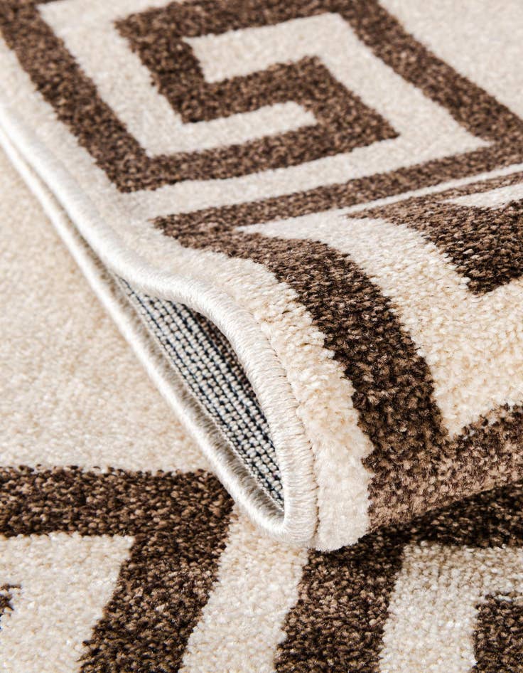 Detail image of  2' x 6' Hera Runner Rug