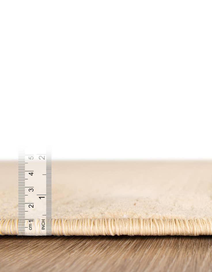 Detail image of  2' x 6' Aakaar Runner Rug