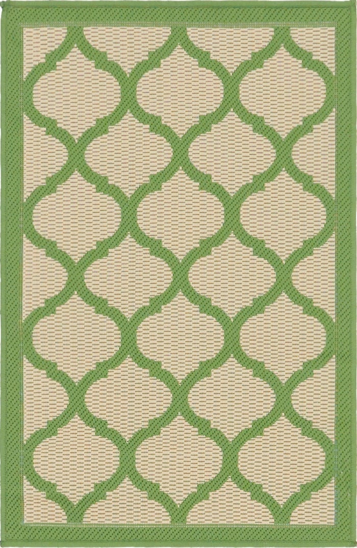  2' 2 x 3'  Washable Lattice Indoor / Outdoor Rug