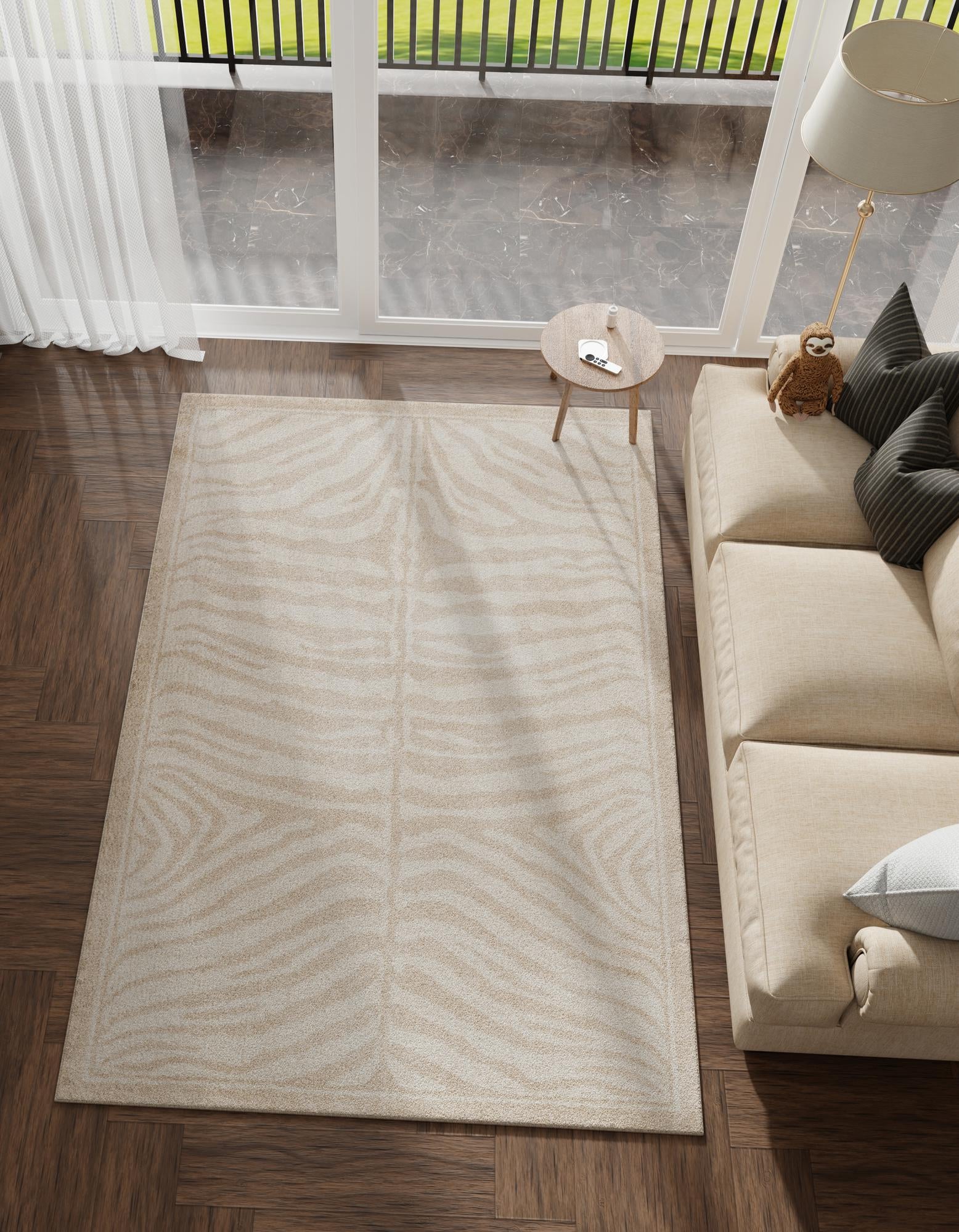 Beige and Ivory 5' x 7' Savannah Rug