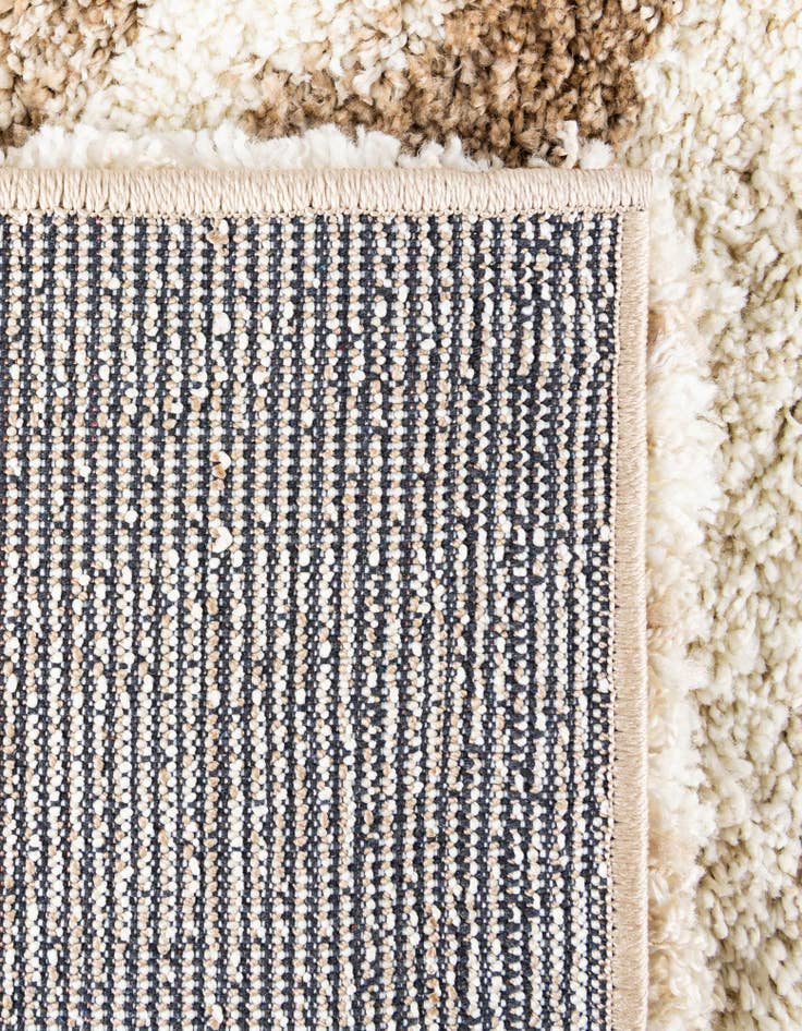 Detail image of  5' 3 x 8' Soft Touch Shag Rug