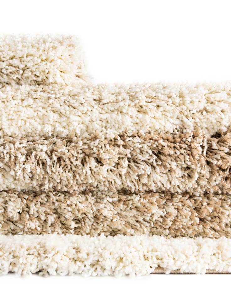 Detail image of  5' 3 x 8' Soft Touch Shag Rug