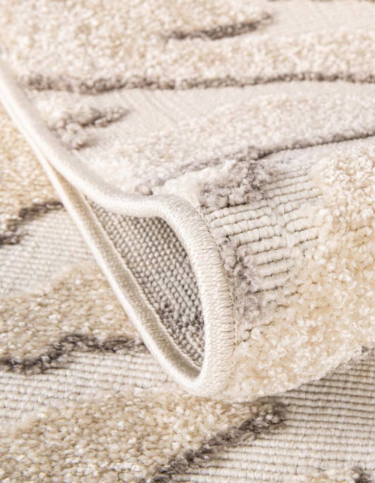 Detail image of  10' x 10'  Washable Sabrina Soto Indoor / Outdoor Round Rug