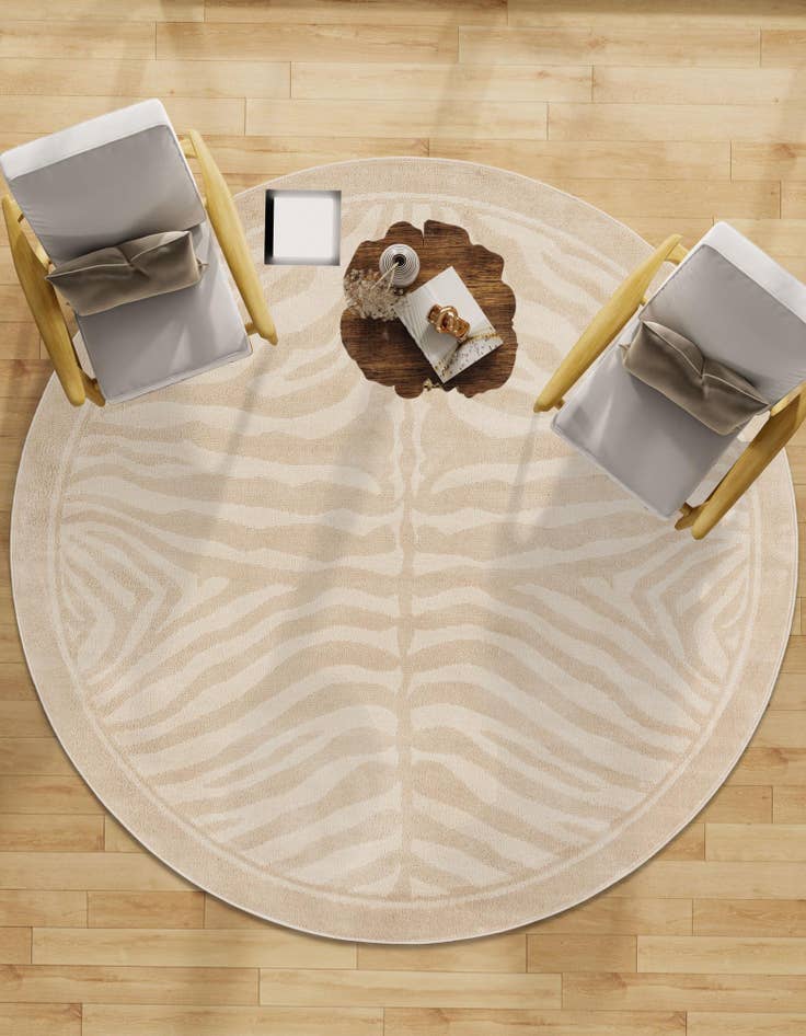 Detail image of  10' x 10' Savannah Round Rug