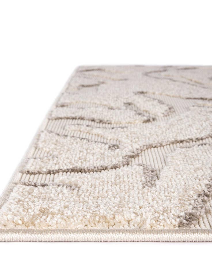 Detail image of  7' 10 x 7' 10  Washable Sabrina Soto Indoor / Outdoor Square Rug