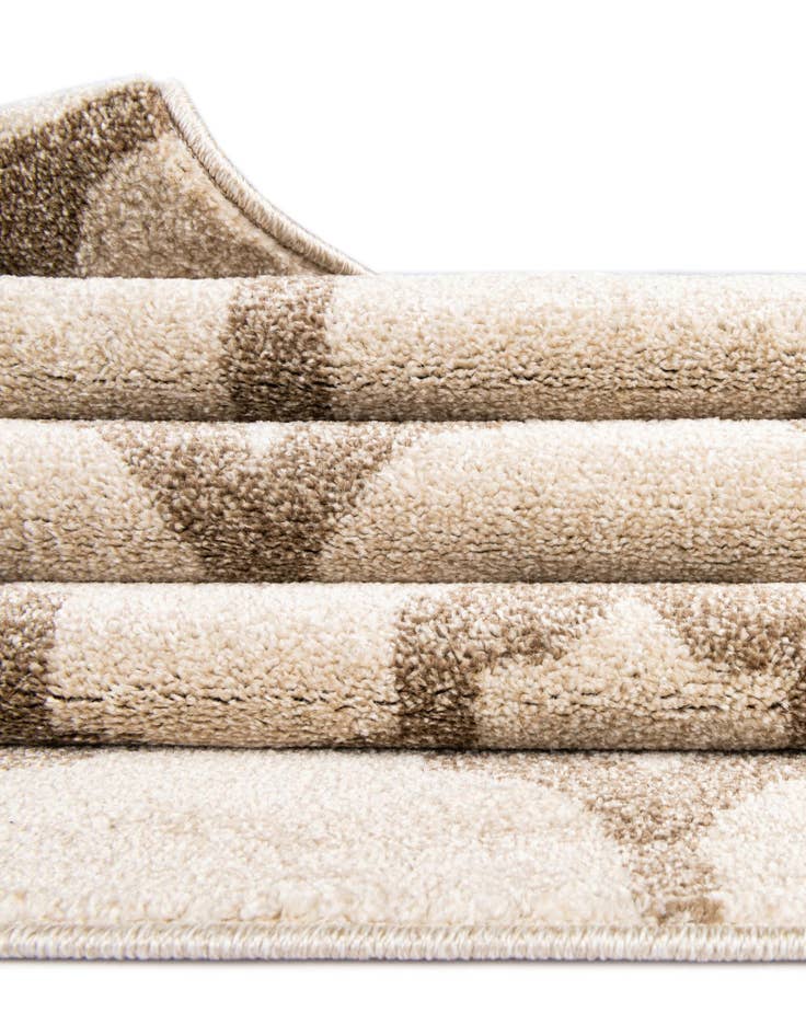 Detail image of  7' 10 x 7' 10 Lattice Square Rug