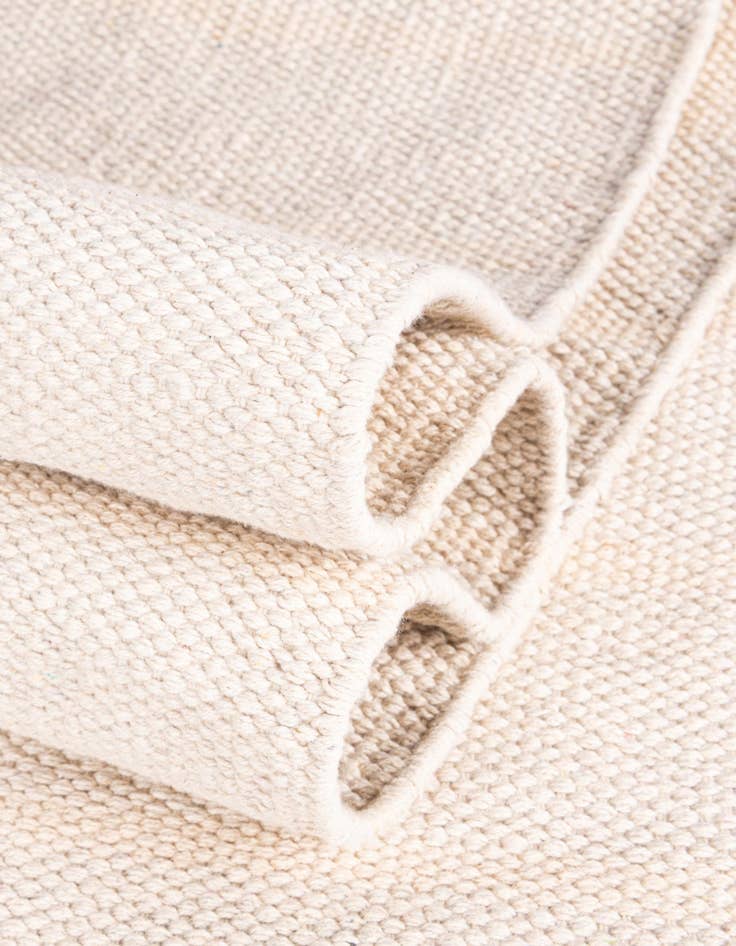 Detail image of  2' 7 x 10'  Hand Woven Chindi Cotton Runner Rug