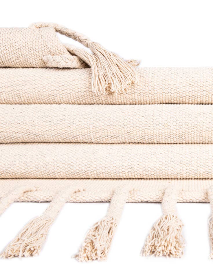 Detail image of  2' 7 x 10'  Hand Woven Chindi Cotton Runner Rug