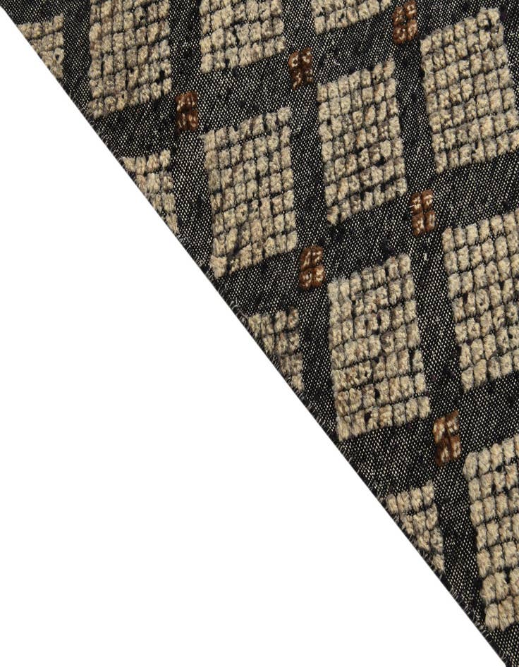 Detail image of  5' 7 x 7' 9  Hand Knotted Darya Wool Rug