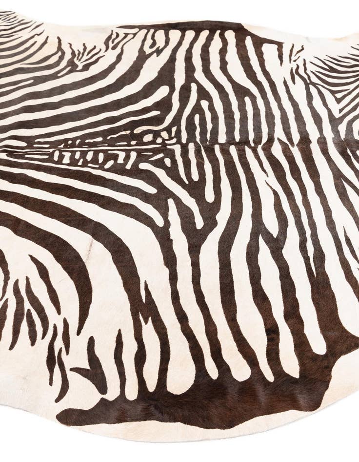 Detail image of  6' x 7' 1 Cowhide Leather Freeform Rug