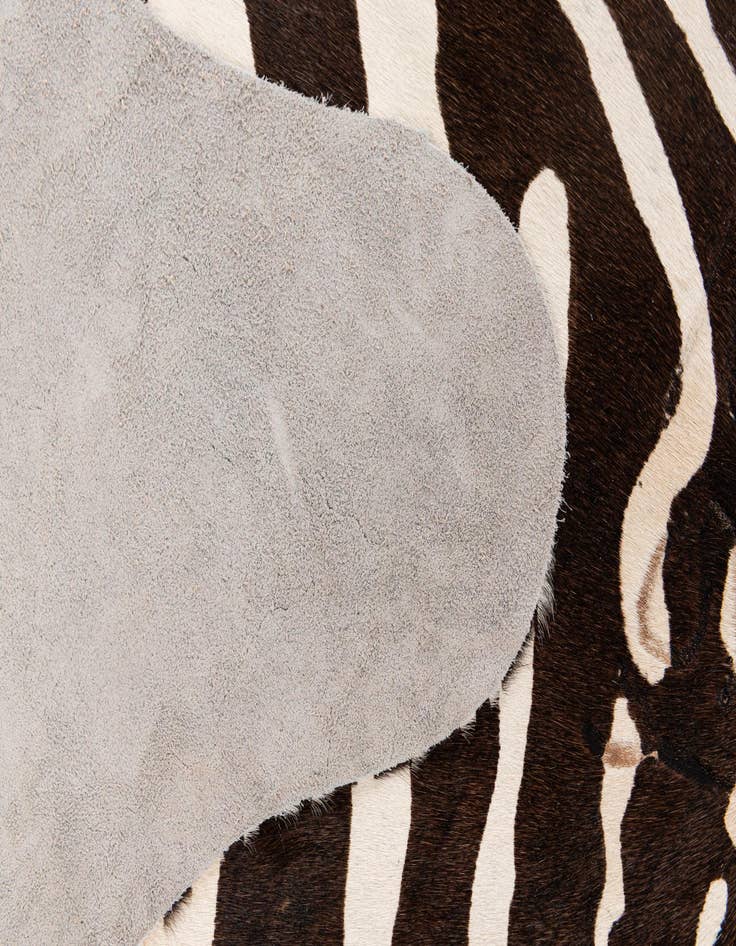 Detail image of  6' x 7' 1 Cowhide Leather Freeform Rug