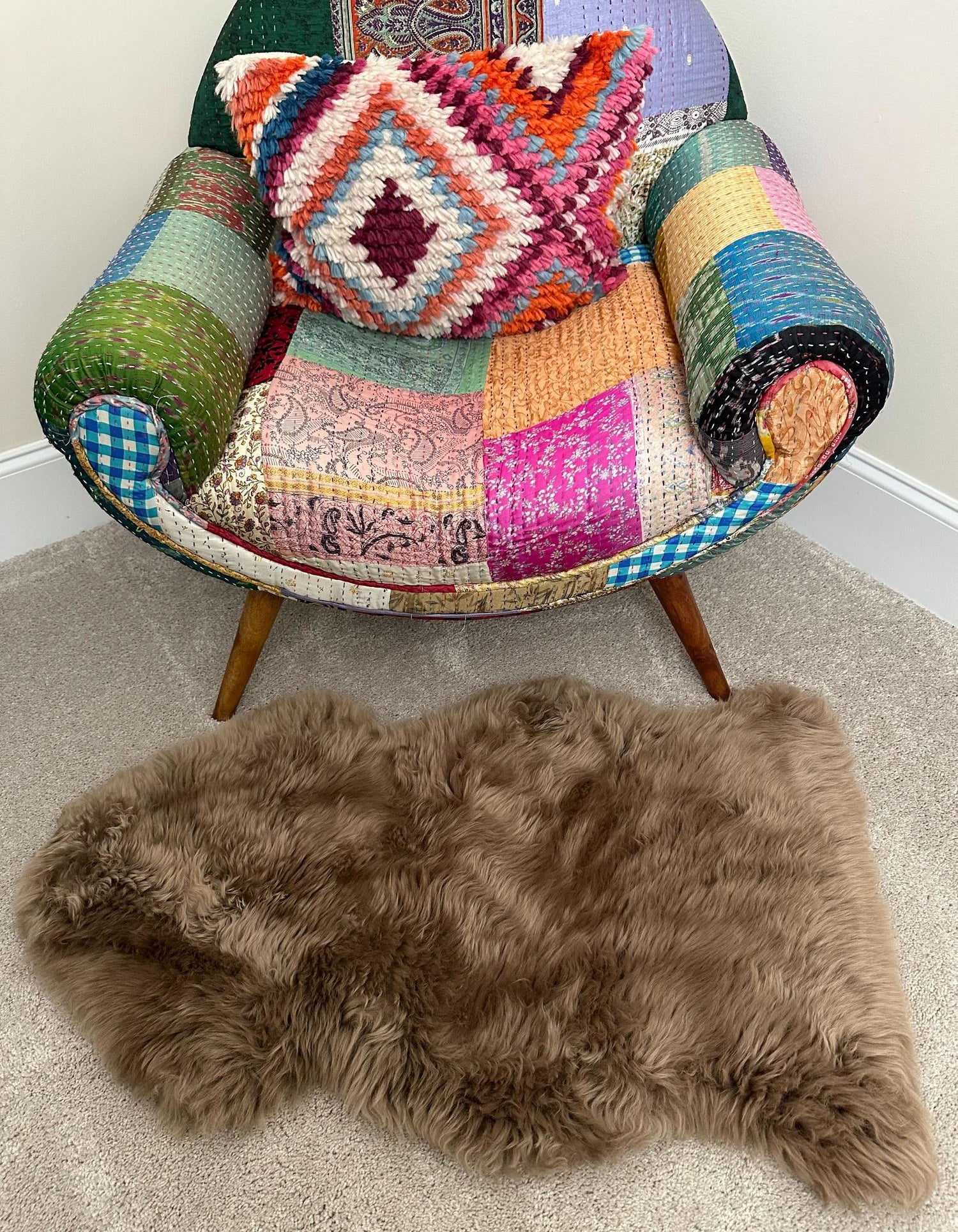 Beige 1' 10 x 3' Natural Sheepskin Freeform Rug | Rugs.com