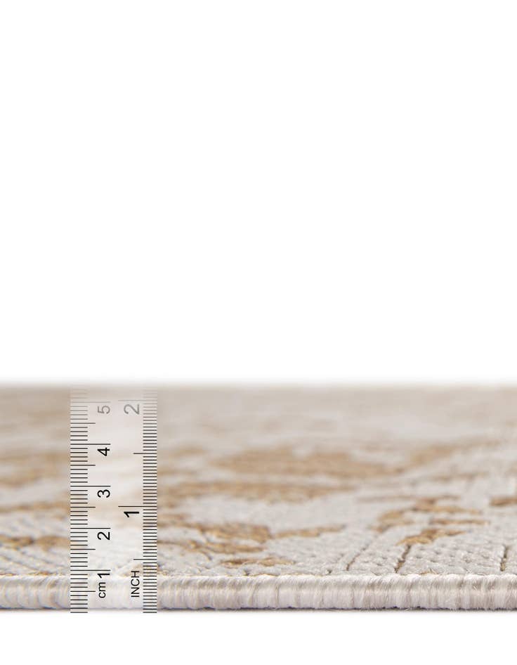 Detail image of  5' 3 x 8'  Washable Jill Zarin Dubai Indoor / Outdoor Oval Rug