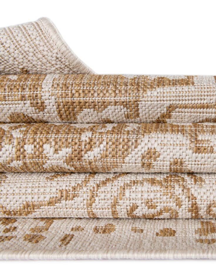 Detail image of  5' 3 x 8'  Washable Jill Zarin Dubai Indoor / Outdoor Oval Rug