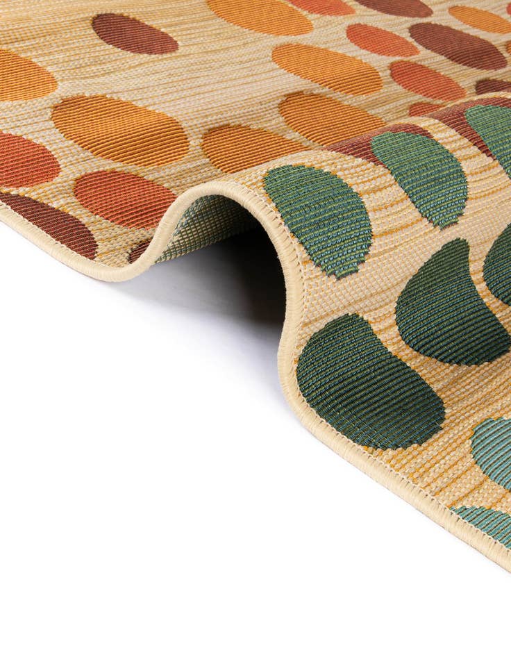 Detail image of  4' x 6'  Washable Modern Indoor / Outdoor Oval Rug