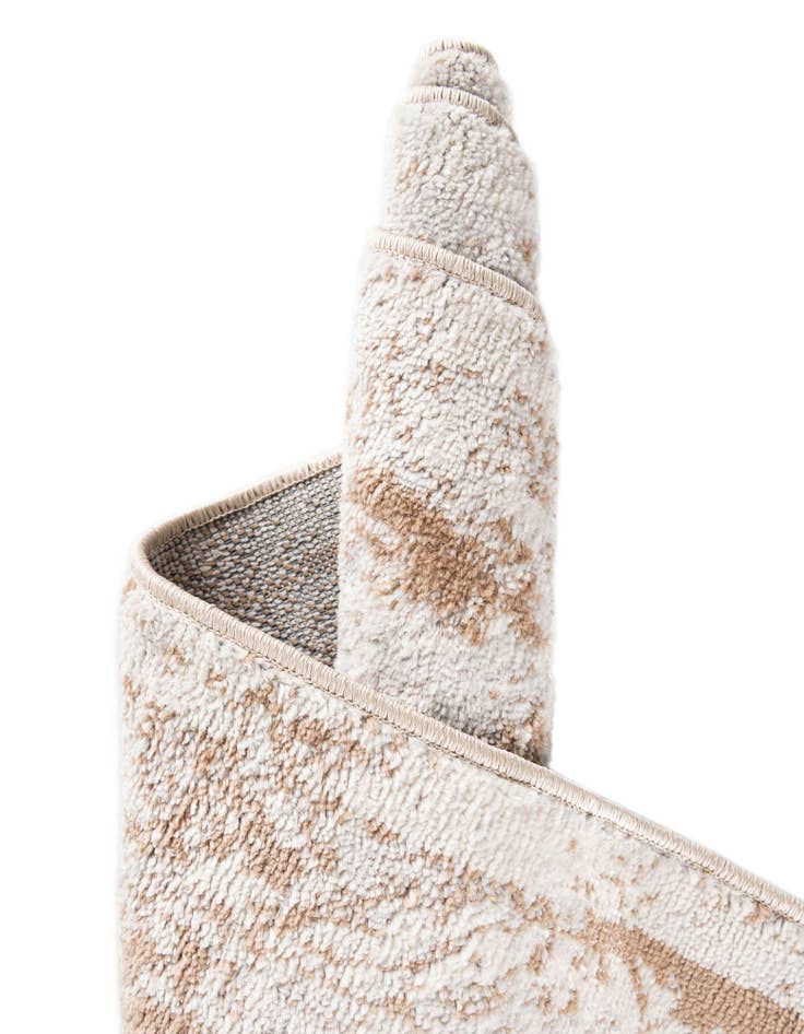 Detail image of  8' x 10' Oxford Oval Rug