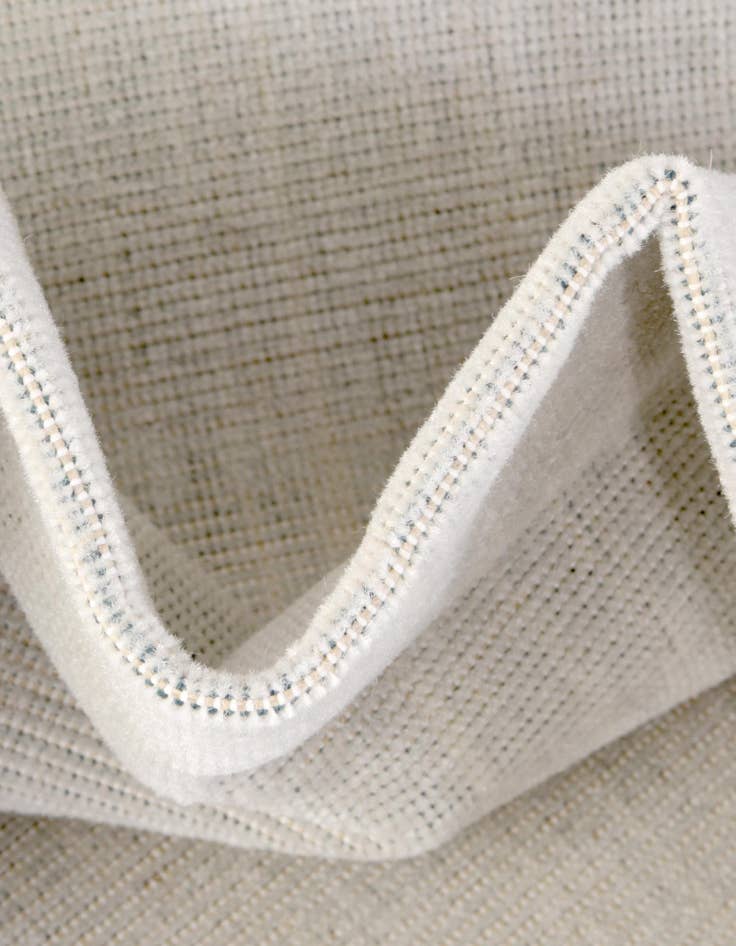 Detail image of  3' x 5' 3 SoHo Oval Rug