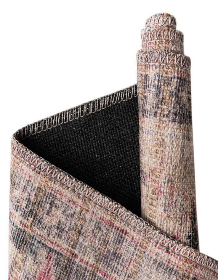 Detail image of  7' 10 x 7' 10  Washable Nostalgia Octagon Rug