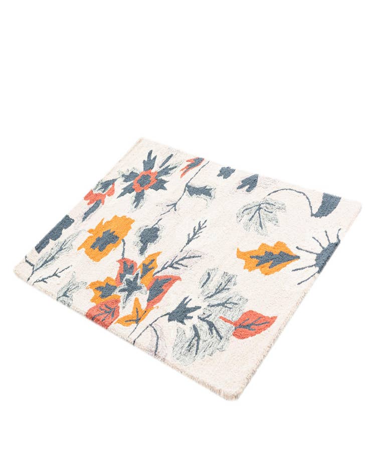 Detail image of  3' x 5' Agra Rug