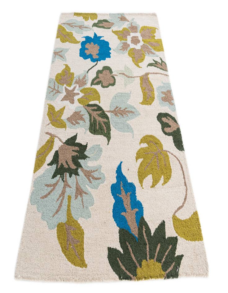 Detail image of  4' x 6' Agra Rug