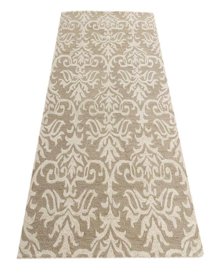 Detail image of  5' x 7' Agra Rug