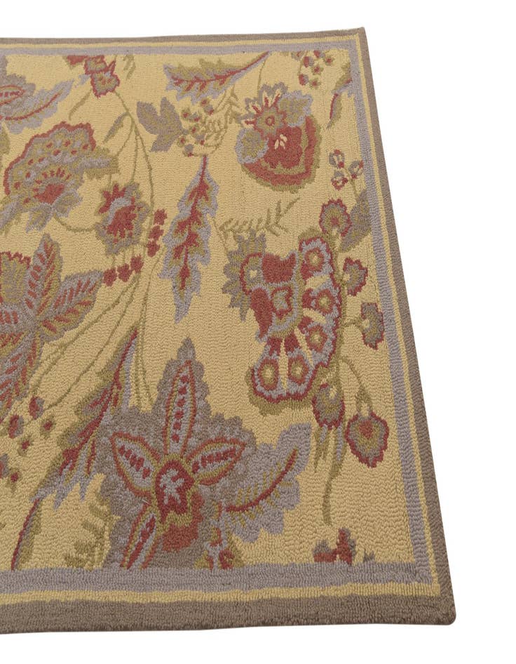 Detail image of  5' x 7' Agra Rug