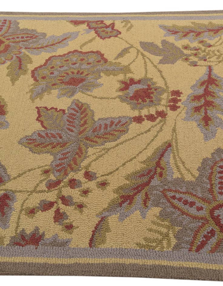 Detail image of  5' x 7' Agra Rug