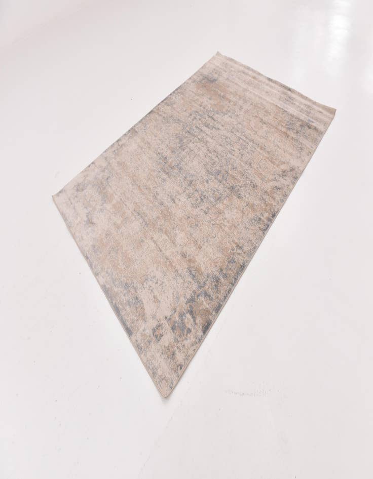 Detail image of 5' 2 x 7' 6 Alexis Rug