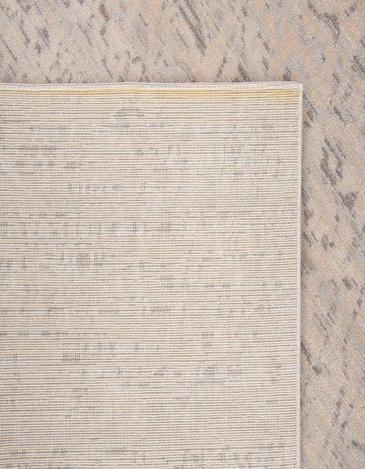 Detail image of  4' 10 x 8' Alexis Rug