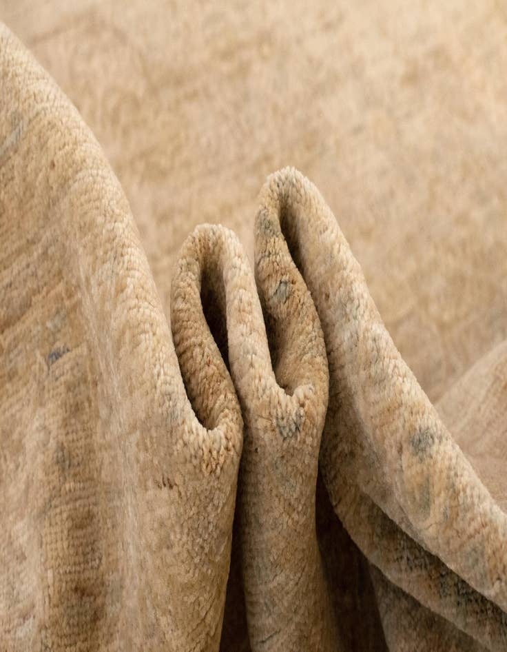 Detail image of  4' 10 x 6' 11 Amina Wool Rug