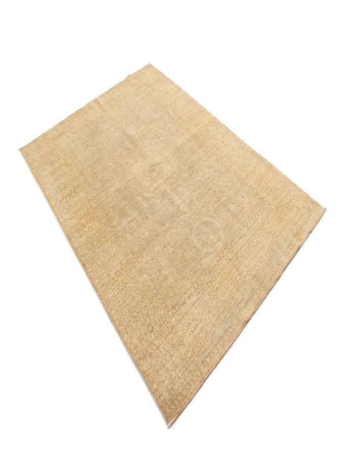 Detail image of  4' 10 x 6' 11 Amina Wool Rug