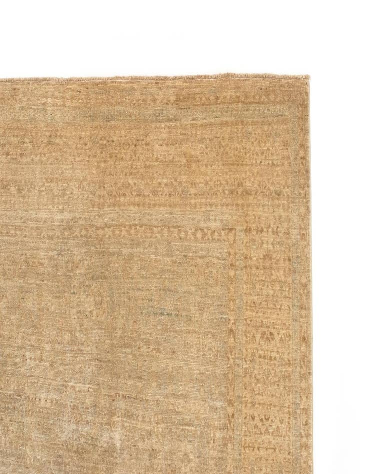 Detail image of  4' 10 x 6' 11 Amina Wool Rug