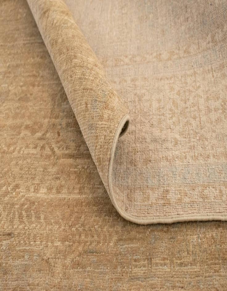 Detail image of  4' 10 x 6' 11 Amina Wool Rug