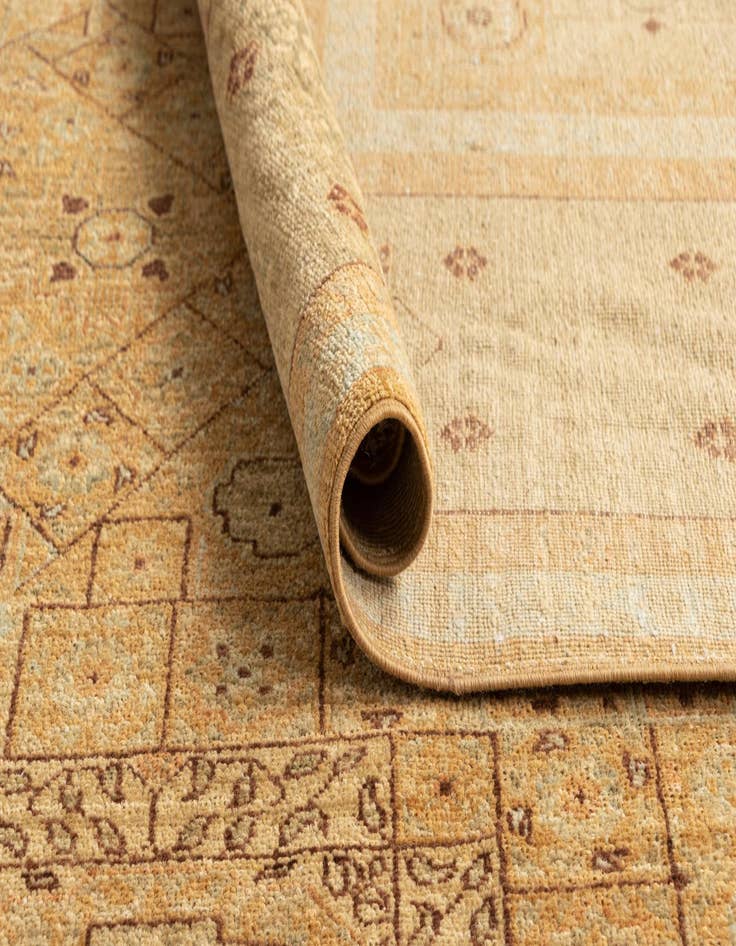 Detail image of  6' 11 x 9' 5 Amina Wool Rug