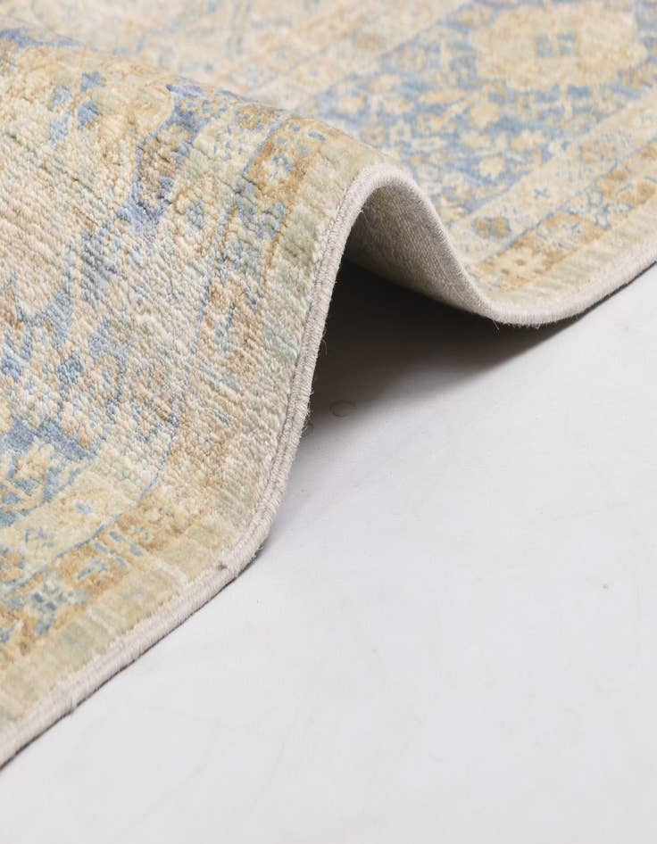 Detail image of  8' 2 x 9' 9  Hand Knotted Amina Rug