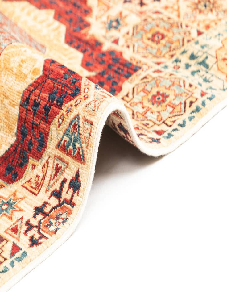 Detail image of  2' 9 x 15' 11  Hand Knotted Amina Rug