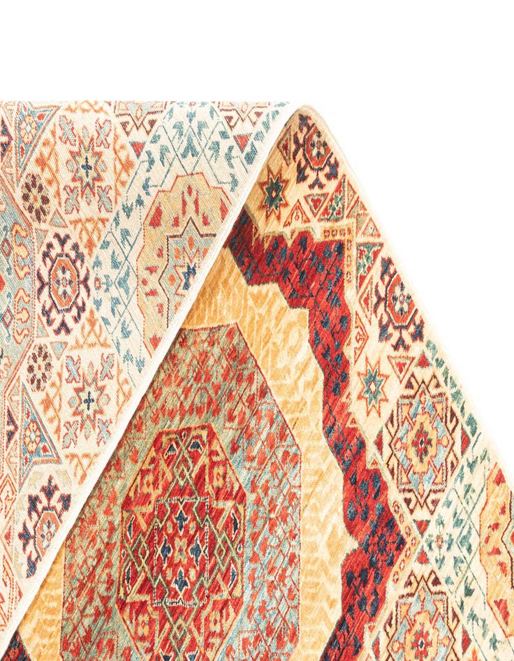 Detail image of  2' 9 x 15' 11  Hand Knotted Amina Rug