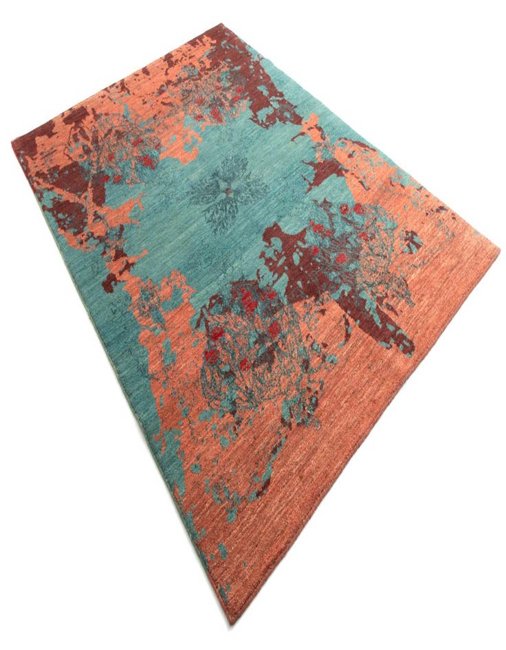 Detail image of  5' 5 x 7' 9 Anar Wool Rug