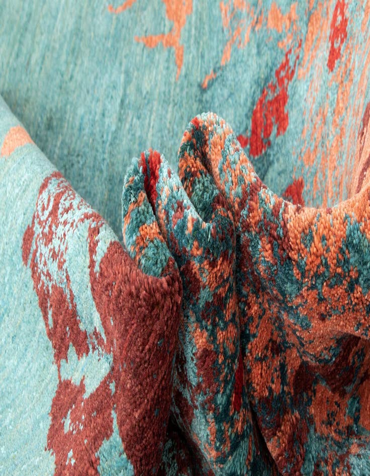 Detail image of  5' 5 x 7' 9 Anar Wool Rug