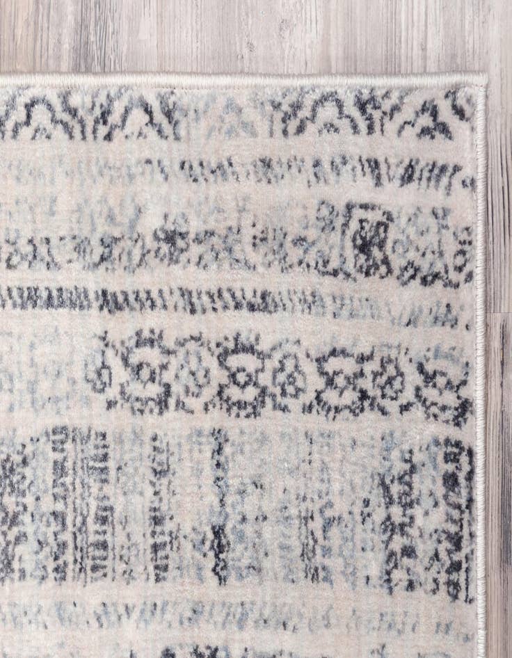 Detail image of  4' x 6' Apollo Rug