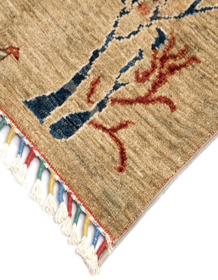 Detail image of  5' 10 x 8' Ariana Wool Rug