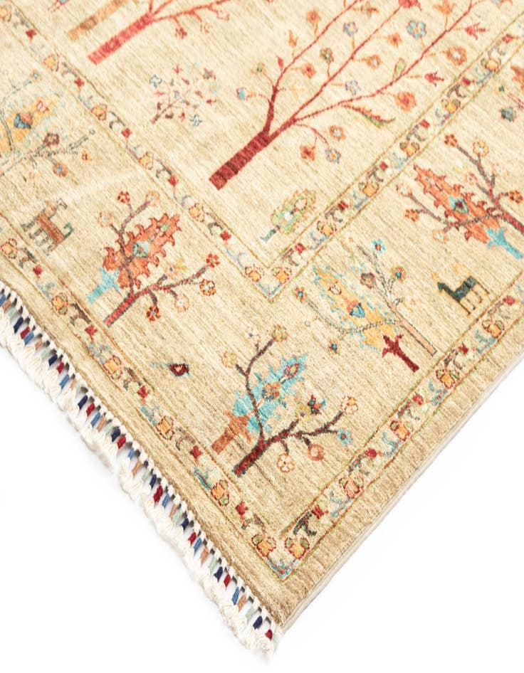 Detail image of  7' 11 x 10' 1 Ariana Wool Rug