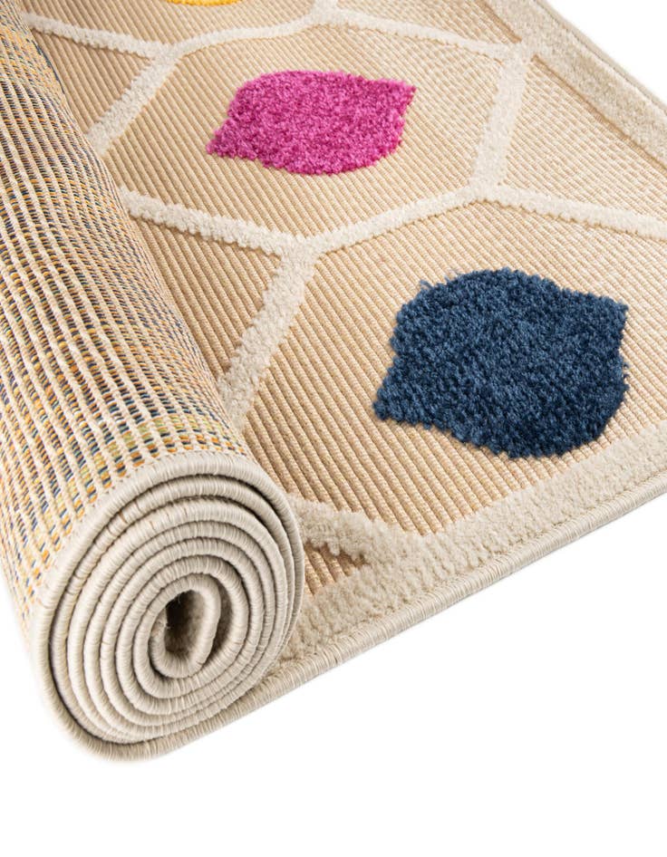 Detail image of  7' 10 x 10'  Washable Aruba Indoor / Outdoor Rug