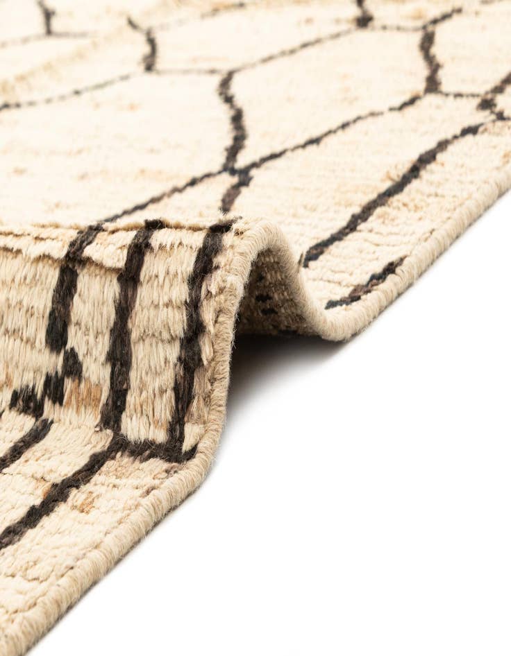 Detail image of  10' 2 x 13' 6 Beni Marok Rug