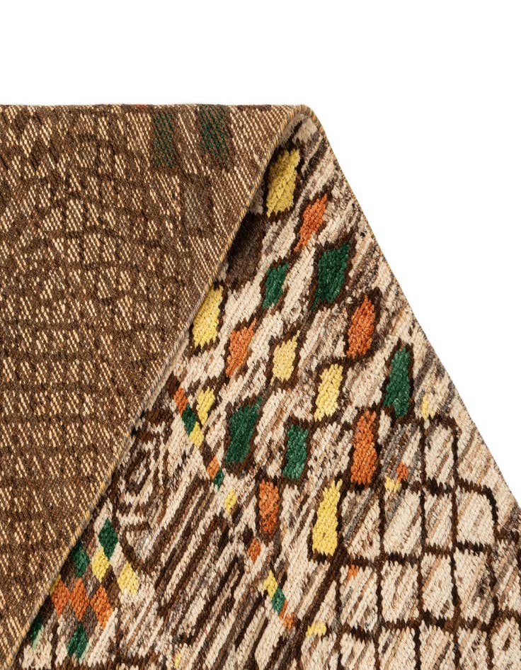 Detail image of  5' 5 x 7' 9 Beni Marok Rug