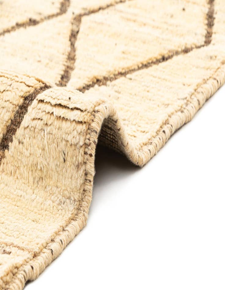 Detail image of  5' 10 x 7' 10 Beni Marok Rug