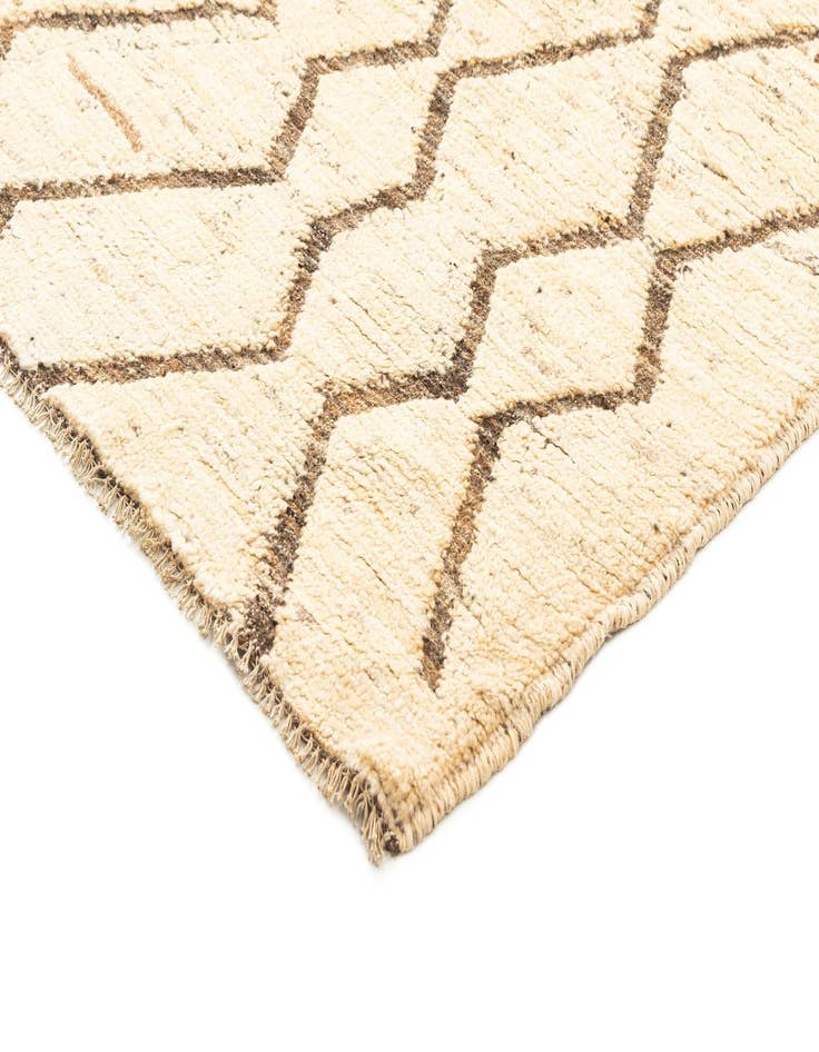 Detail image of  5' 10 x 7' 10 Beni Marok Rug